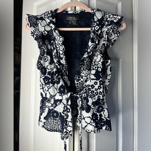 Chic Ruffled Floral Wrap Top by George ME – Feminine and Flattering (Size L) - Picture 2 of 5